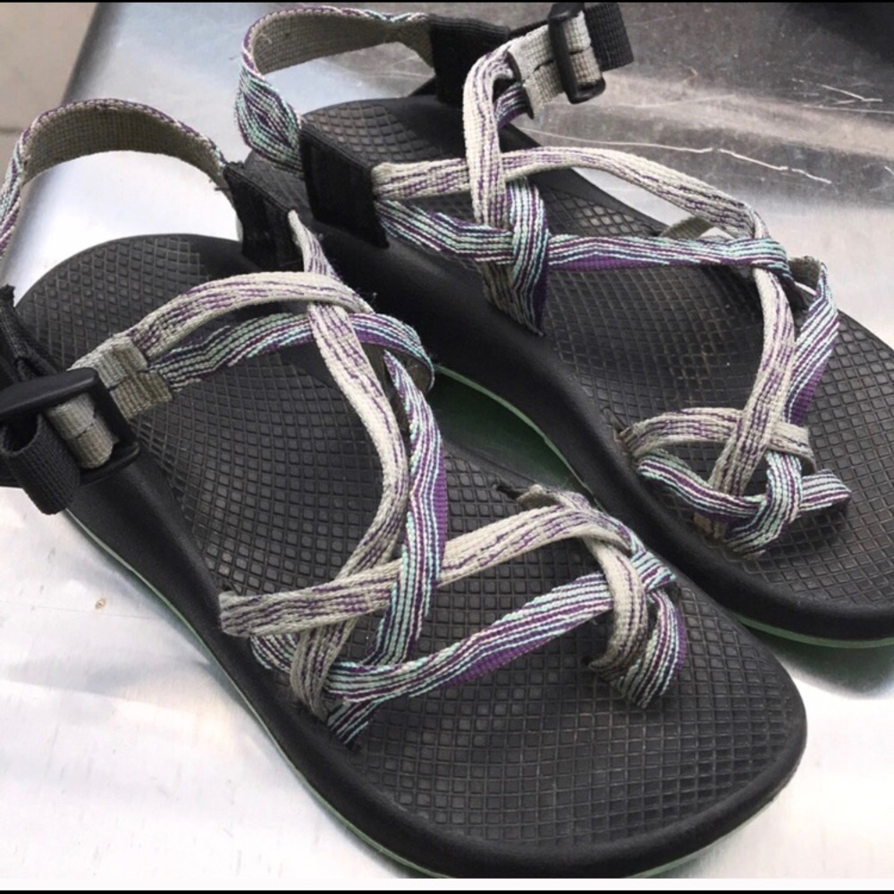 Women’s Chacos - Picture 1 of 3